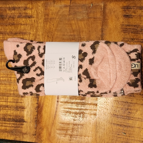 Pink Ugg Cheetah Print Socks - Picture 2 of 3